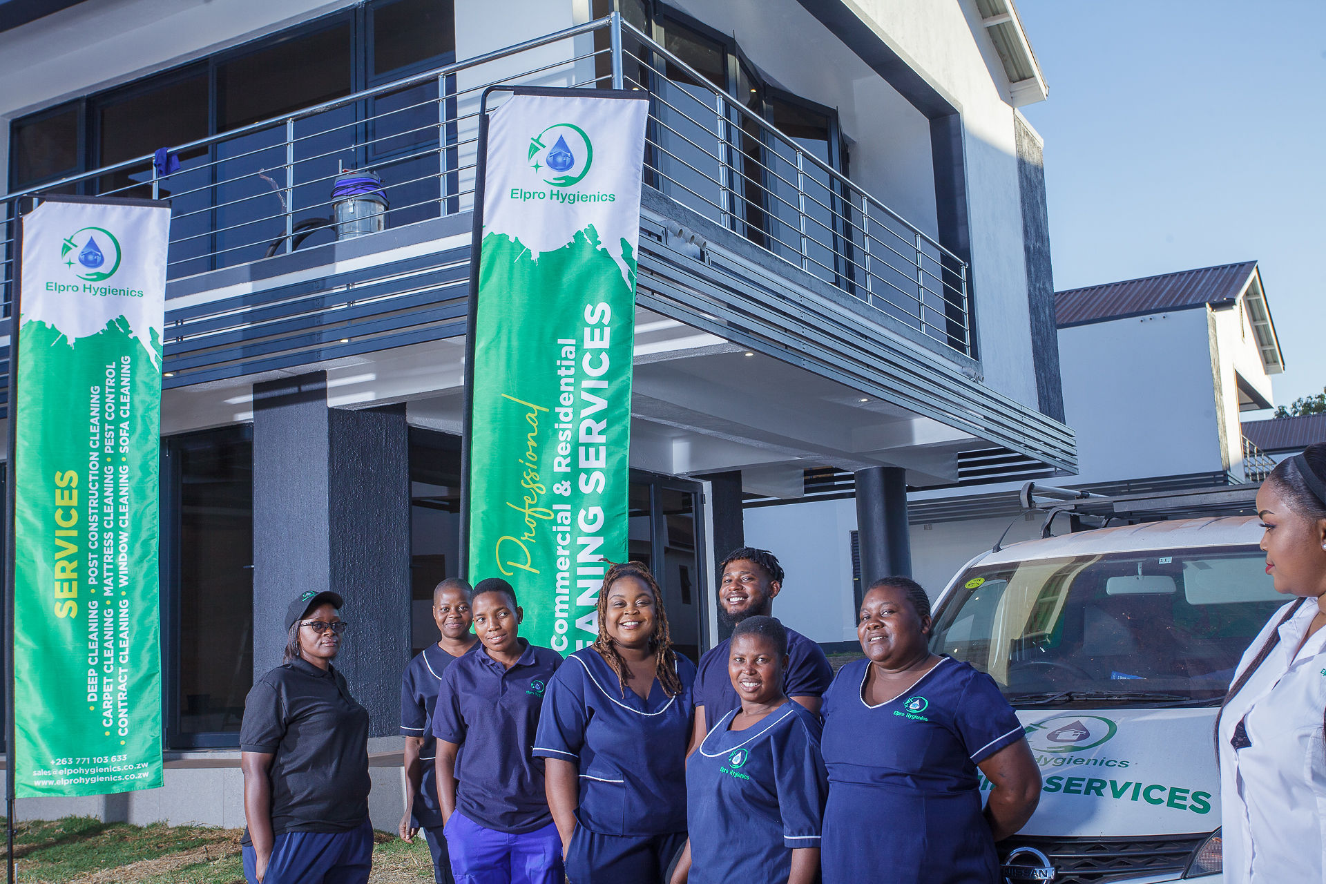 description of picture 2